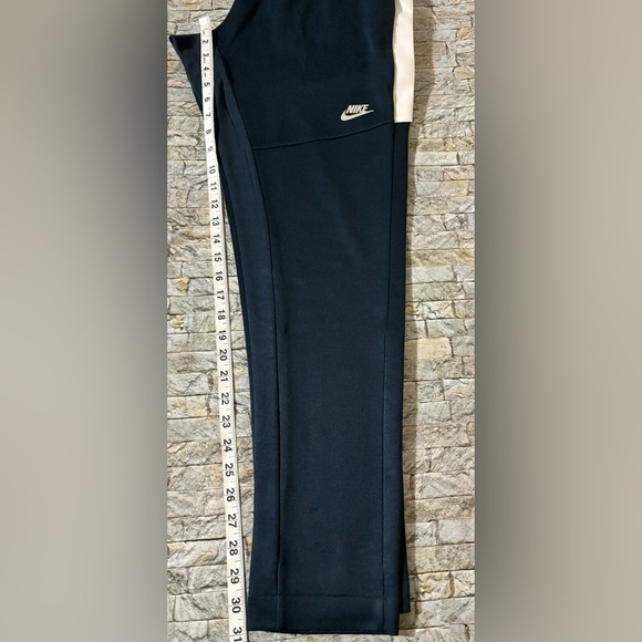 🔥🔥NIKE Men Tapered Joggers Size: Large🔥🔥 - Picture 10 of 10